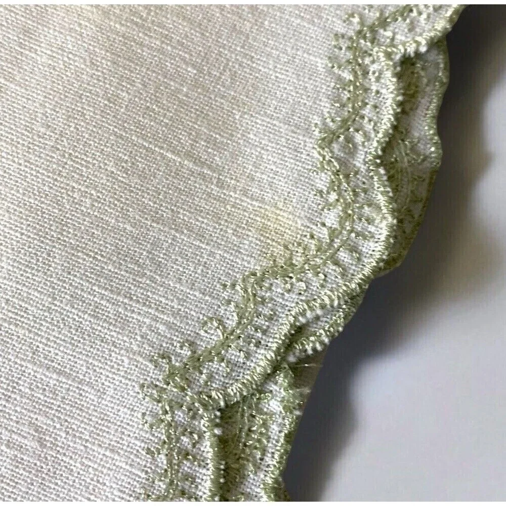 Simply Shabby Chic Rachel Ashwell Embroidered Cotton Linen Napkins Four 19”